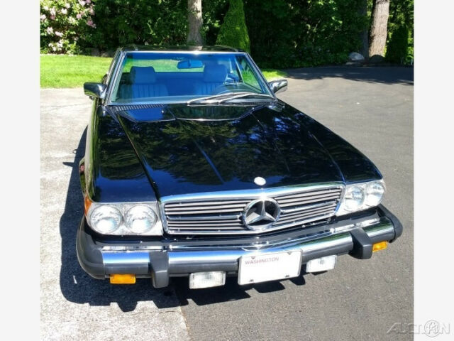1985 Black Mercedes-Benz 300-Series Convertible