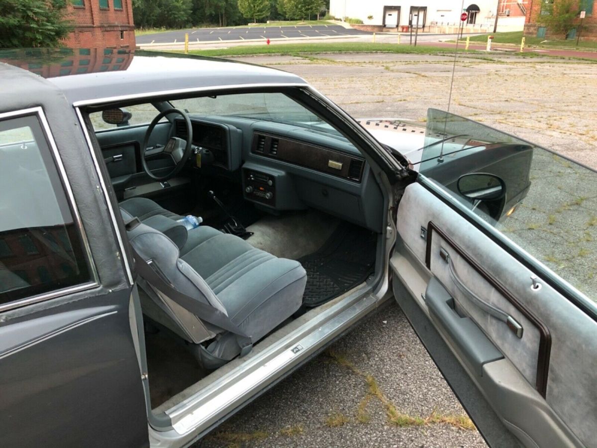 1985 Gray Chevrolet Monte Carlo Coupe