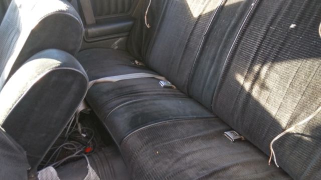 1985 BLACK Chevrolet Monte Carlo Coupe