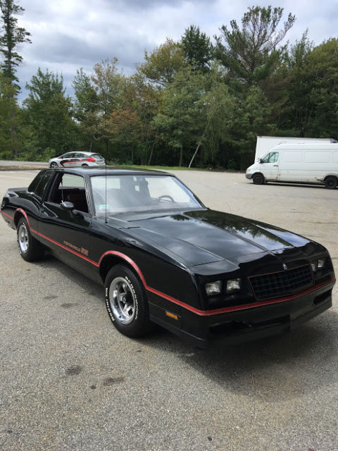 1985 Black Chevrolet Monte Carlo Coupe