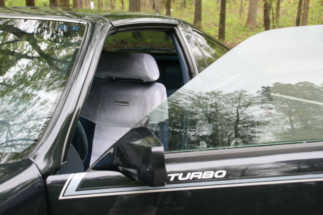 1985 Black Nissan 300ZX Coupe