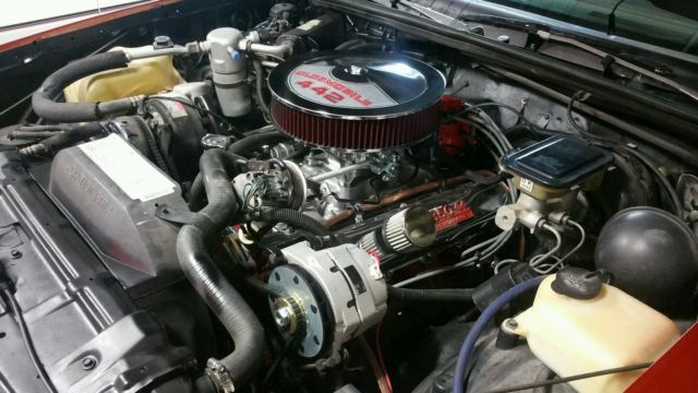 1985 Red Oldsmobile 442 Coupe