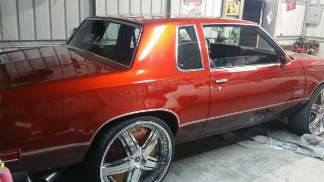 1985 Red Oldsmobile 442 Coupe