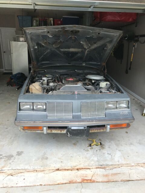 1985 Gray Oldsmobile 442 Coupe