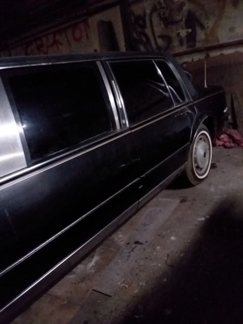 1985 Black Oldsmobile Ninety-Eight