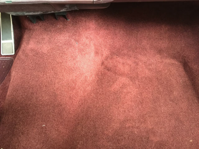 1985 White Oldsmobile Custom Cruiser Wagon