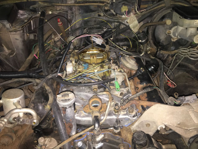 1985 White Oldsmobile Custom Cruiser Wagon