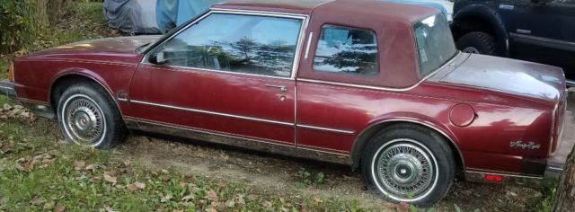 1985 Red Oldsmobile Other Coupe