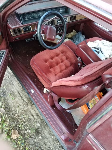1985 Red Oldsmobile Other Coupe