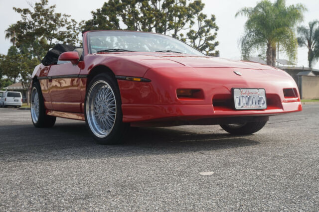 1985 Red Pontiac Fiero Coupe
