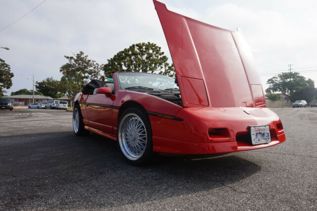 1985 Red Pontiac Fiero Coupe