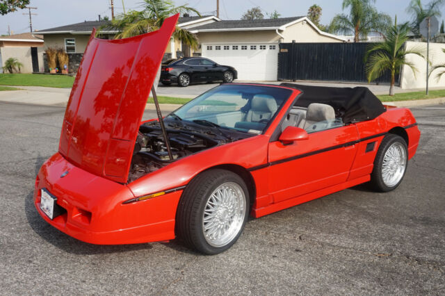 1985 Red Pontiac Fiero Coupe