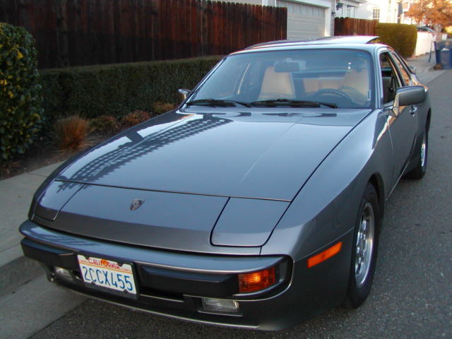 1985 Gray Porsche 944 Coupe