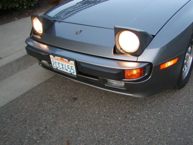 1985 Gray Porsche 944 Coupe