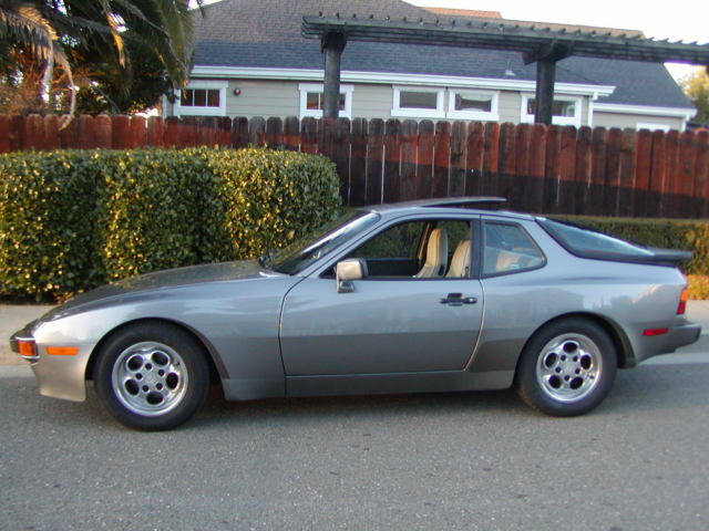 1985 Gray Porsche 944 Coupe