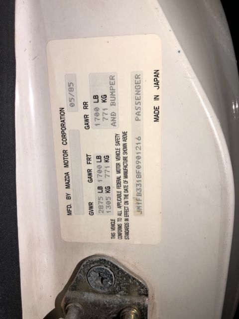 1985 White Mazda RX-7 Coupe