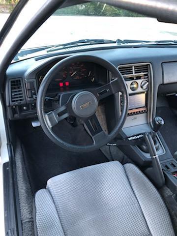 1985 White Mazda RX-7 Coupe