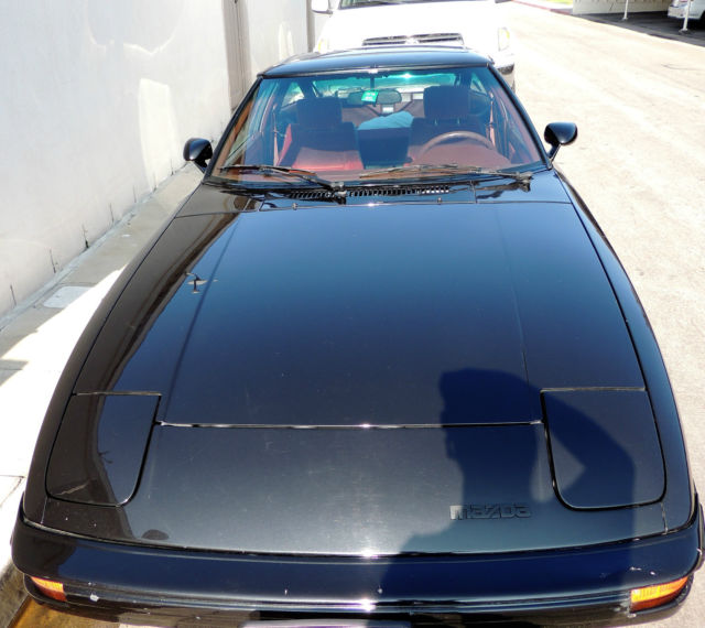 1985 Black Mazda RX-7 Coupe