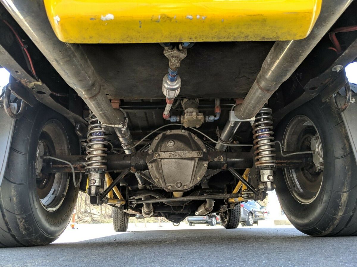 1985 Yellow Chevrolet S-10 Standard Cab Pickup