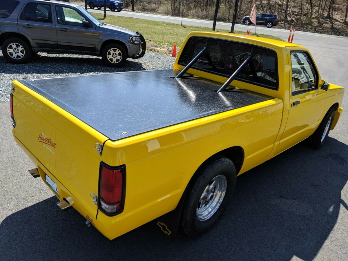 1985 Yellow Chevrolet S-10 Standard Cab Pickup