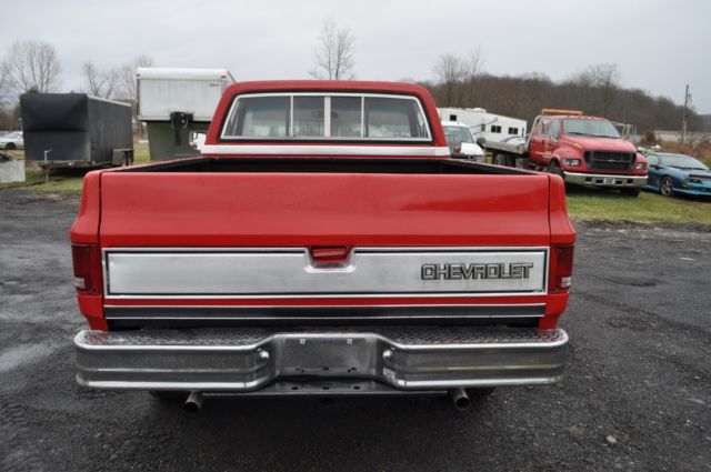 1985 Red Chevrolet C-10 truck