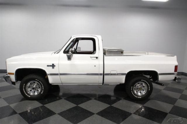 1985 White Chevrolet K10