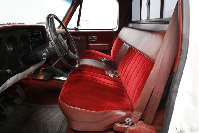 1985 White Chevrolet K10