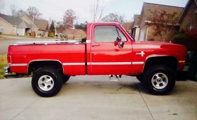 1985 Red Chevrolet Silverado 1500