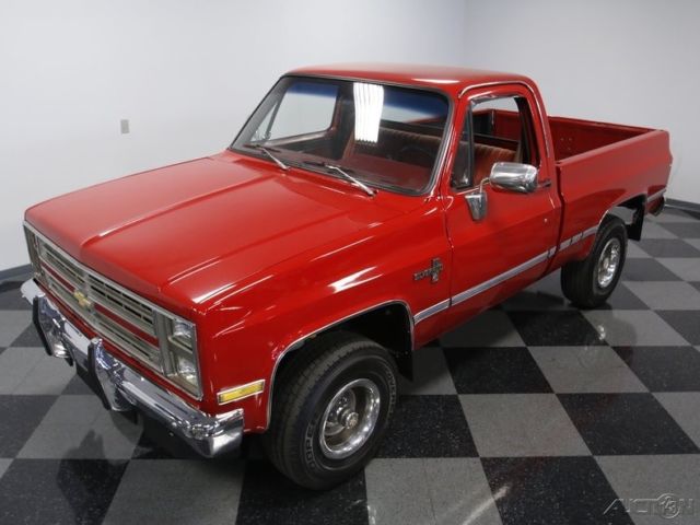 1985 Red Chevrolet C10