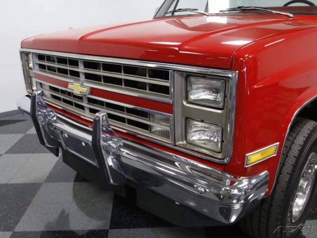 1985 Red Chevrolet C10