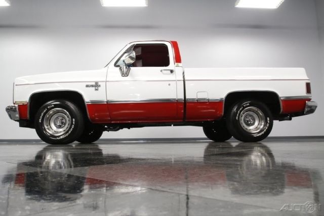 1985 Red Chevrolet C10