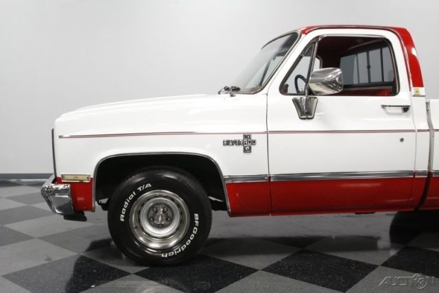 1985 Red Chevrolet C10