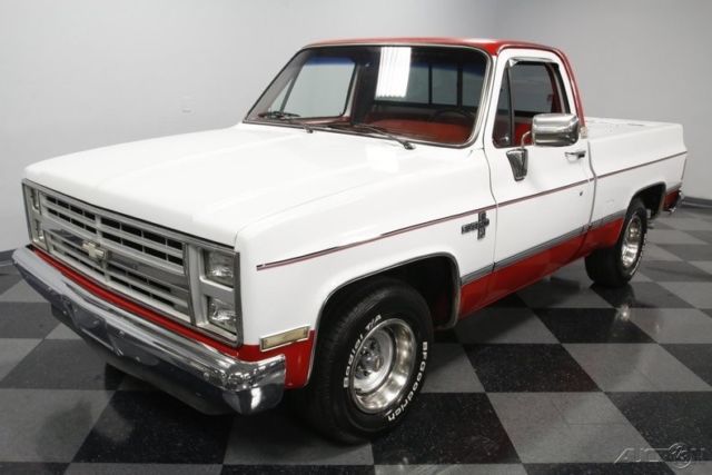 1985 Red Chevrolet C10