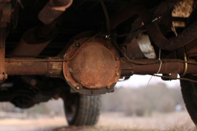 1985 White Chevrolet C/K Pickup 1500 SWB