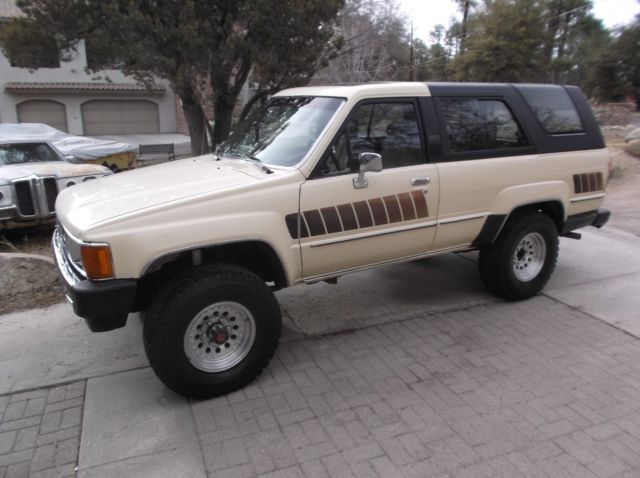 1985 Tan Toyota 4Runner