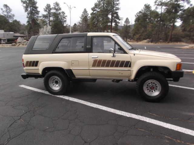 1985 Tan Toyota 4Runner