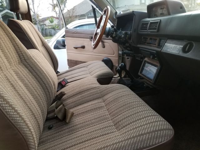 1985 PEARL WHITE Toyota Other Extended Cab Pickup