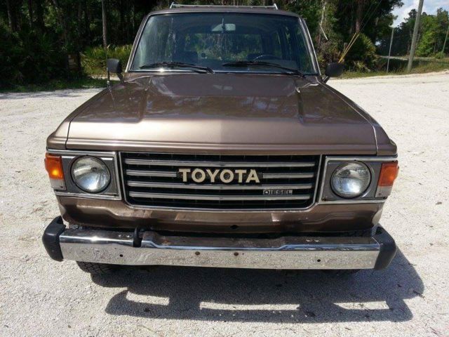 1985 Brown Toyota Land Cruiser SUV
