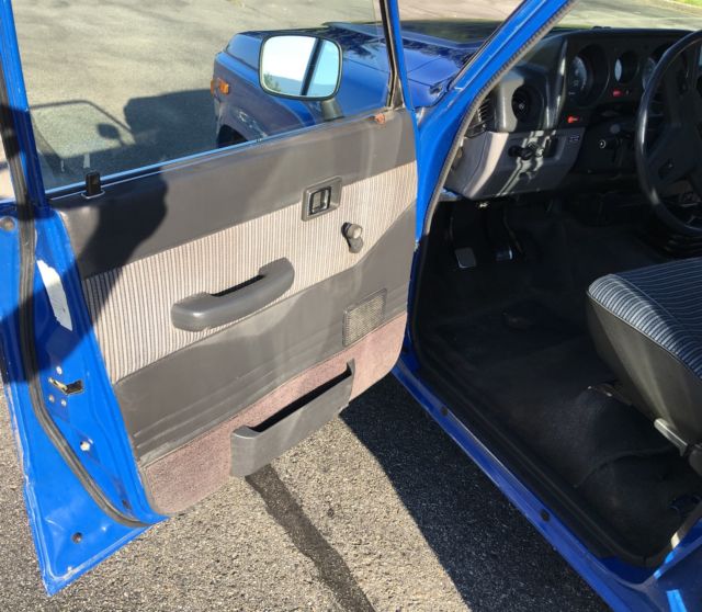 1985 Blue Toyota Land Cruiser Wagon