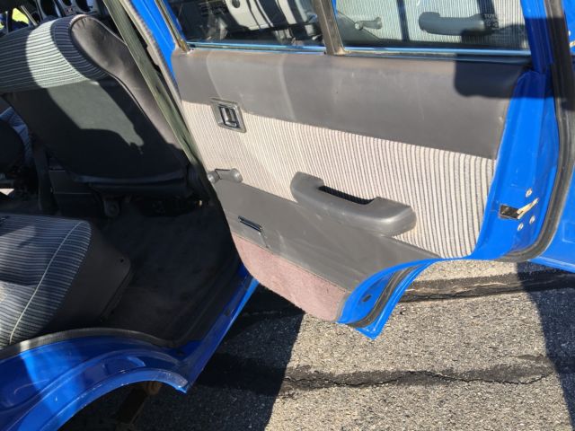 1985 Blue Toyota Land Cruiser Wagon