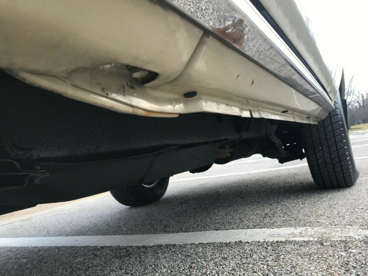 1985 Yellow Toyota Land Cruiser SUV