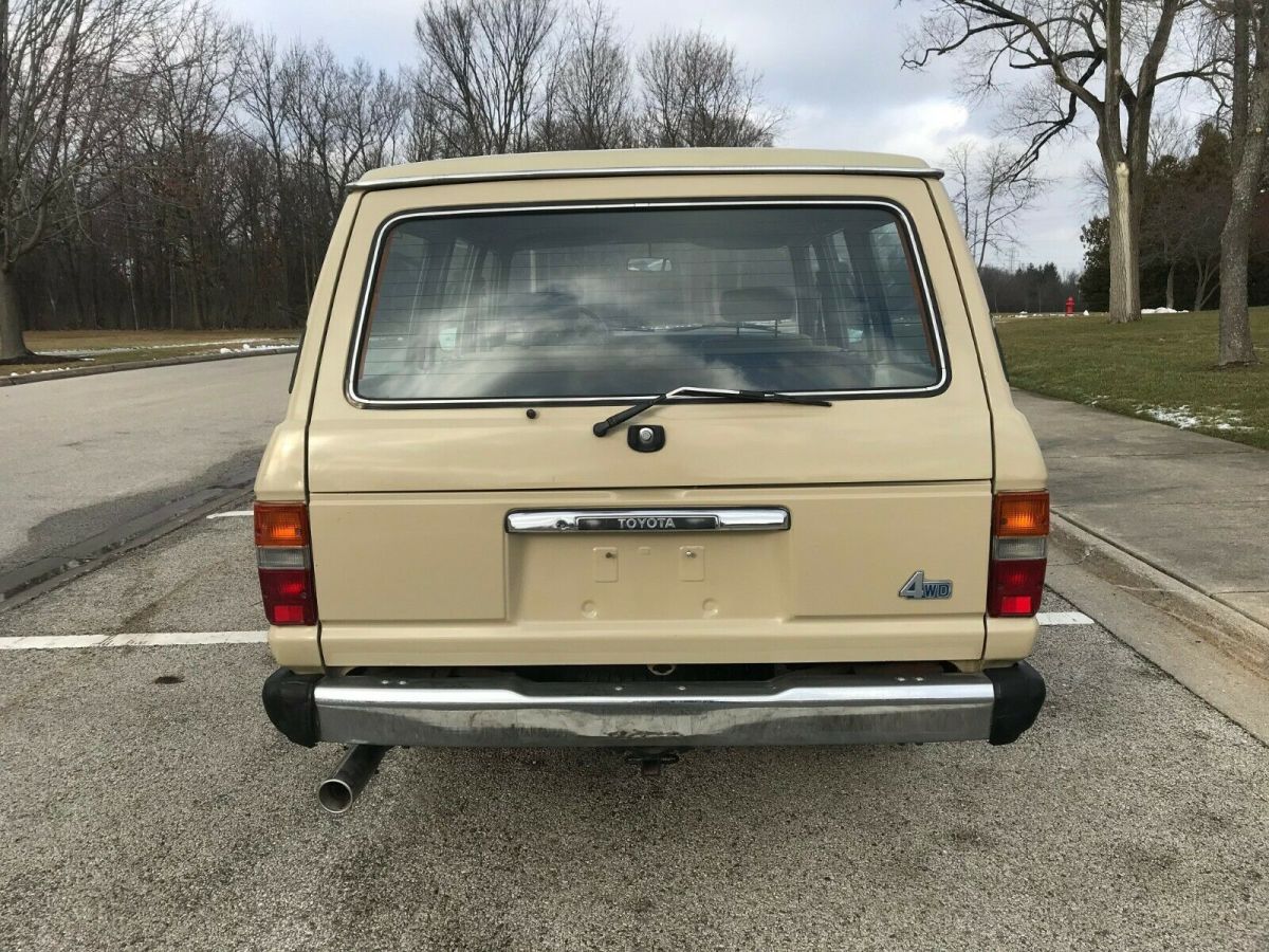 1985 Yellow Toyota Land Cruiser SUV