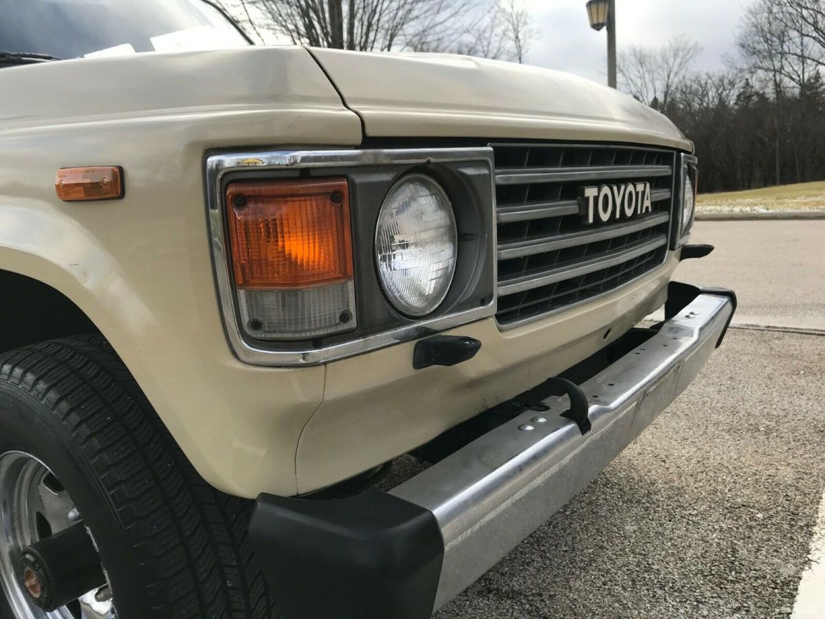 1985 Yellow Toyota Land Cruiser SUV