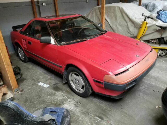 1985 Red Toyota MR2 Coupe