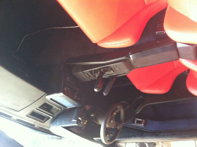 1985 White Toyota MR2 Coupe