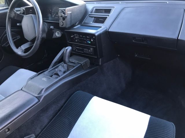 1985 White Toyota MR2 Coupe