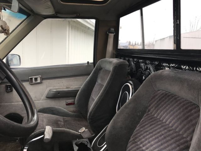 1985 Black Toyota Other Standard Cab Pickup