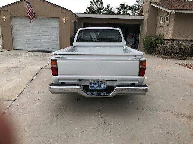 1985 White Toyota Pickup Standard Cab Pickup