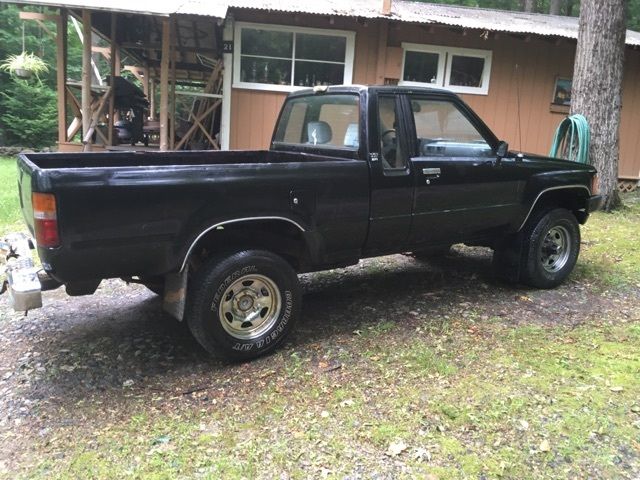 1985 Black Toyota Other Extended Cab Pickup