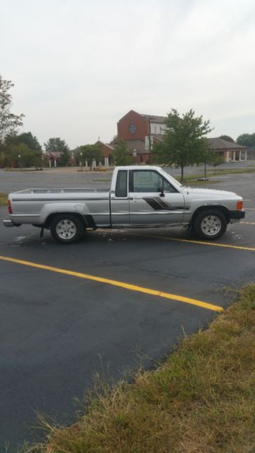 1985 Silver Toyota Other